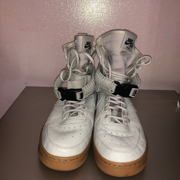 Nike AF 1 - Picture 4 of 4